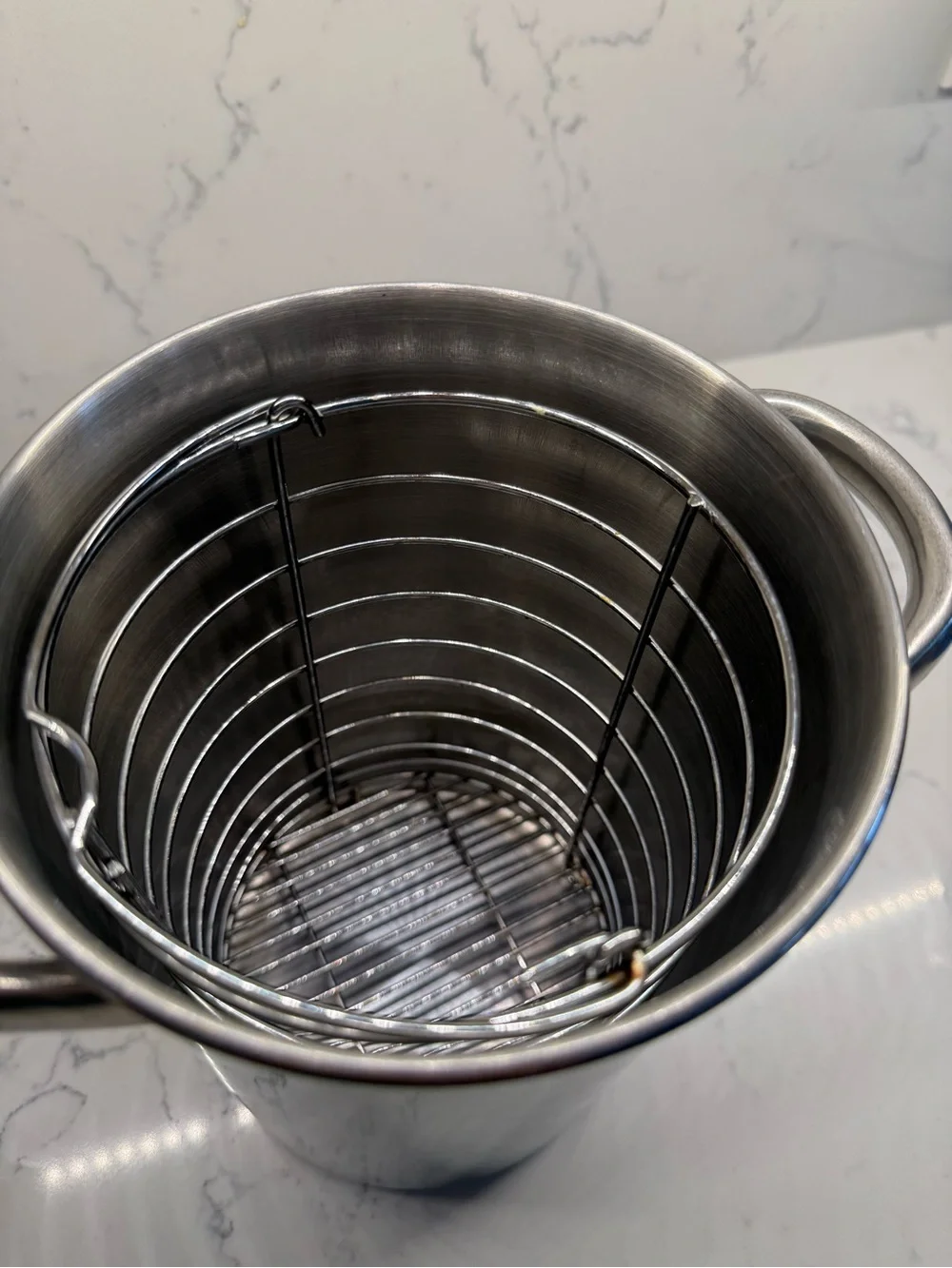 Stainless Steel Asparagus, Pasta Steamer Pot with Strainer & Lid 9” High x 6” W